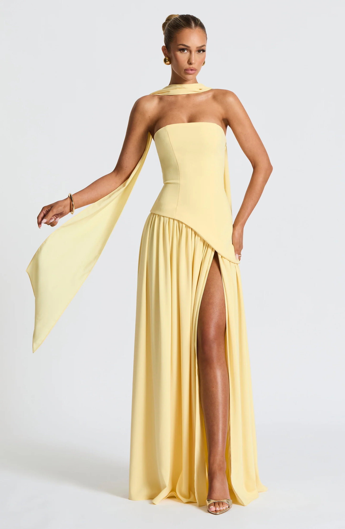 Maliyah Straplez Maxi Elbise
