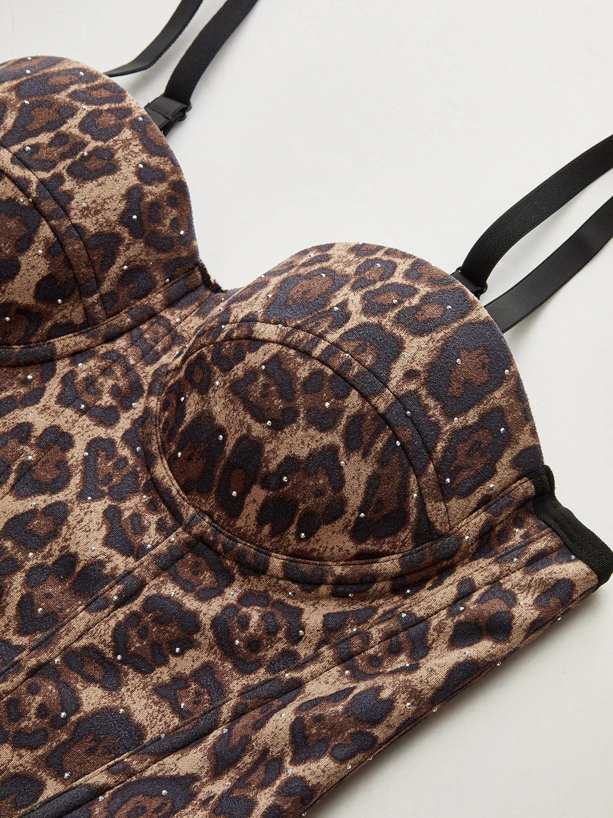 Noir Leo Top