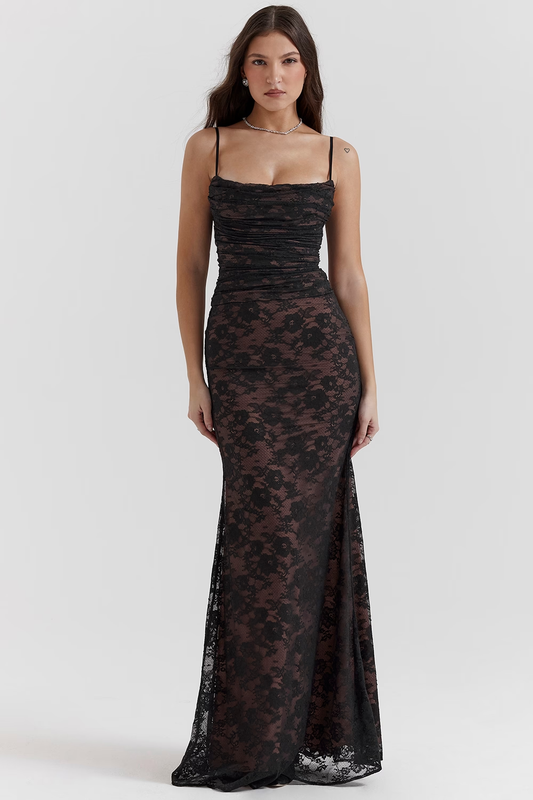 Midnight Lace Gown Maxi Elbise