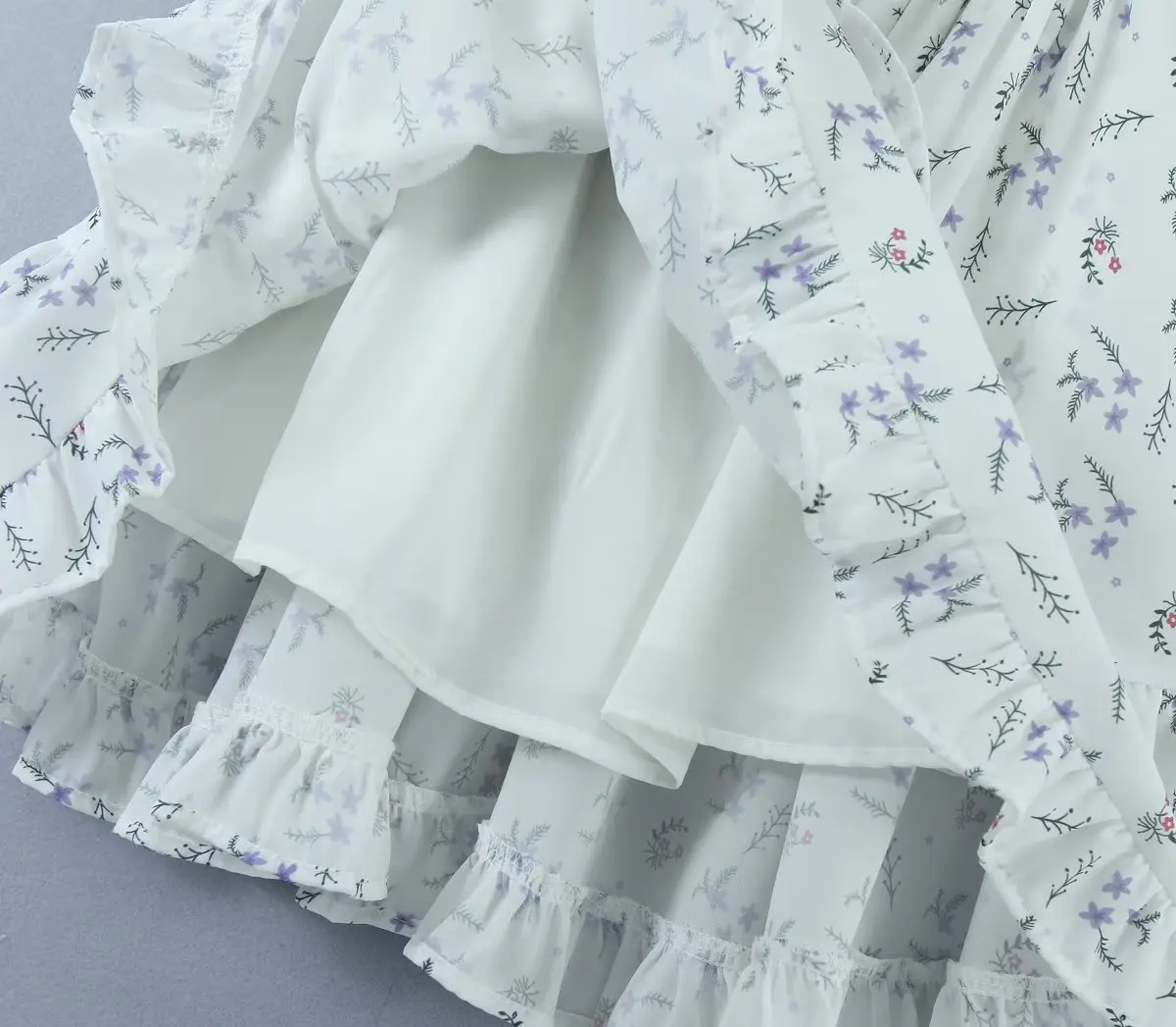 Daisy Ruffle Charm Mini Elbise